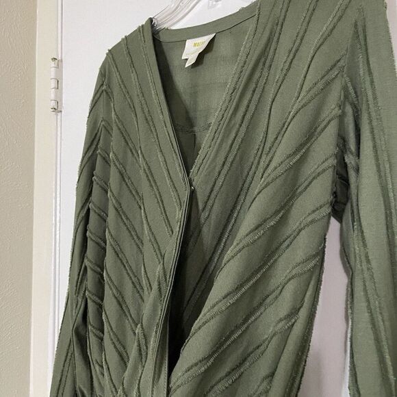 ANTHROPOLOGIE MAEVE GREEN FAUX WRAP V-NECK TOP SIZE XS - Picture 2 of 5